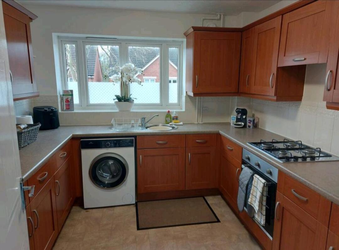 2 Bedroom Apartment Exhall Zewnętrze zdjęcie